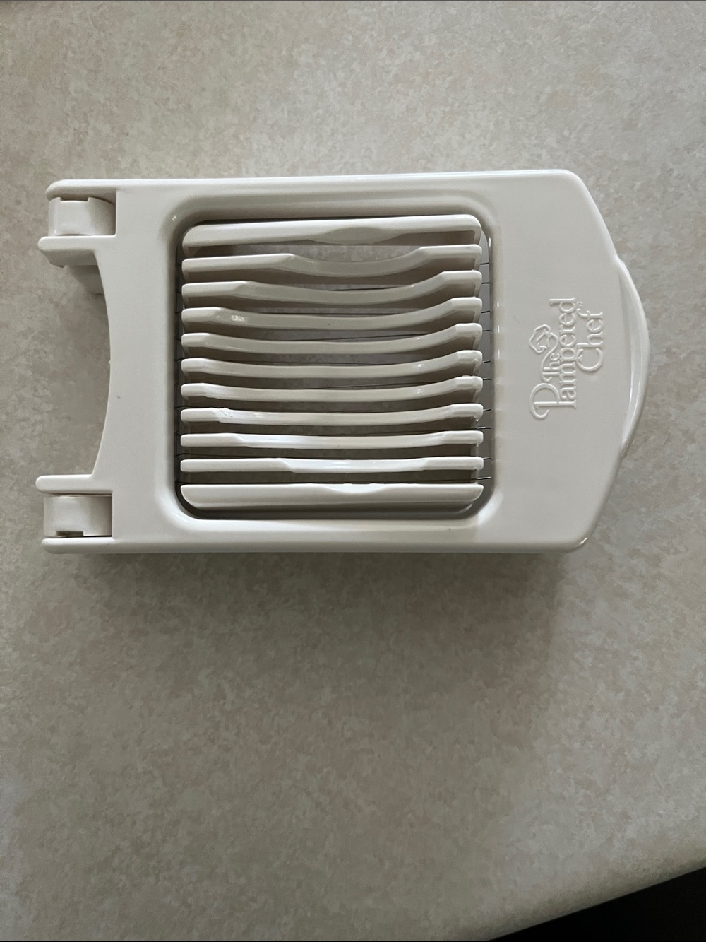 Pampered Chef Cream Egg Slicer